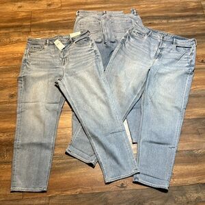 3 identical pairs of size 16 American Eagle style mom straight jeans